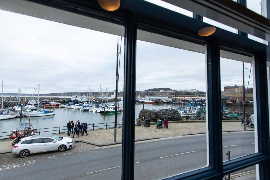 Herring Girl House - Harbourside Property, Sleeps 8 Scarborough Extérieur photo
