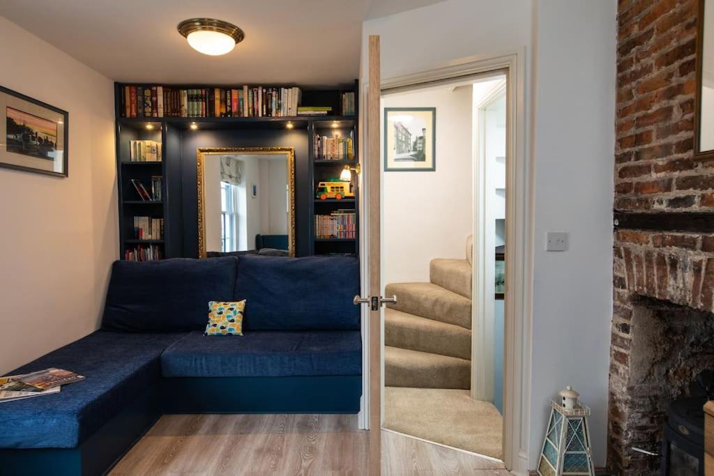 Herring Girl House - Harbourside Property, Sleeps 8 Scarborough Extérieur photo