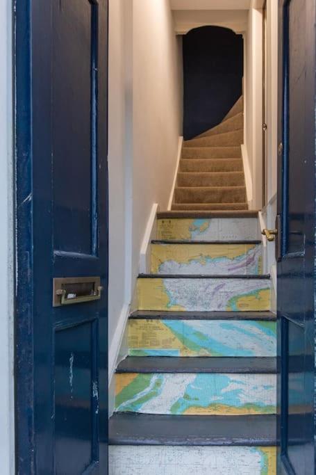Herring Girl House - Harbourside Property, Sleeps 8 Scarborough Extérieur photo