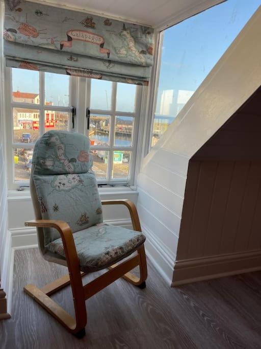 Herring Girl House - Harbourside Property, Sleeps 8 Scarborough Extérieur photo
