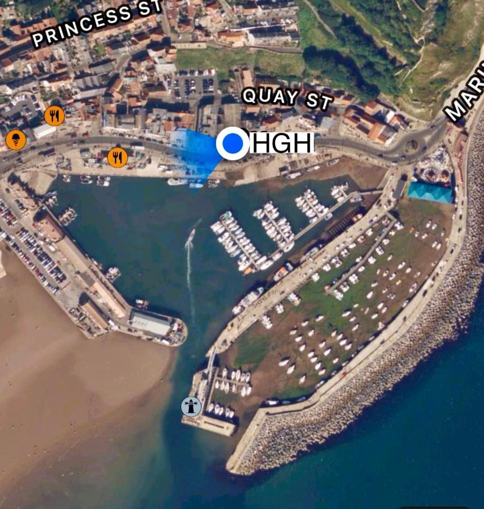 Herring Girl House - Harbourside Property, Sleeps 8 Scarborough Extérieur photo